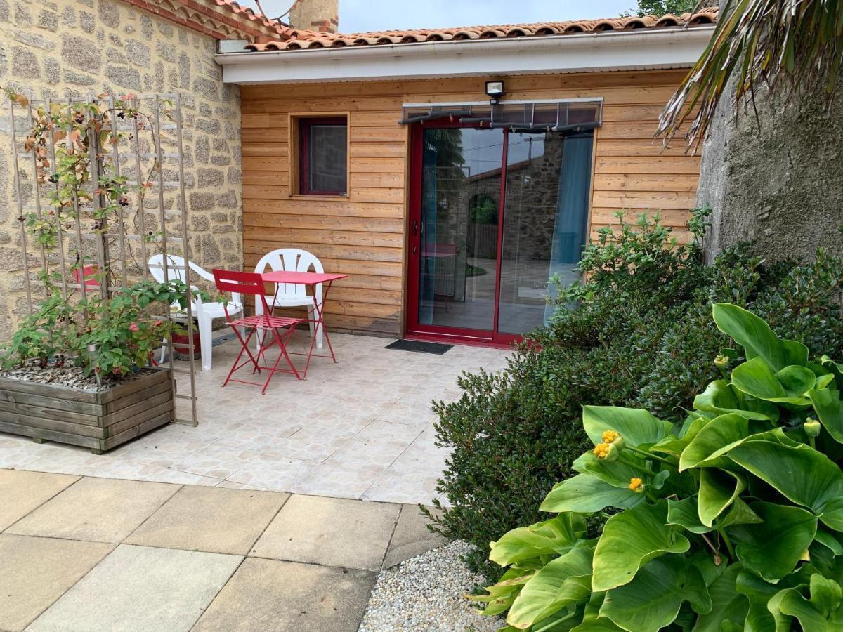 La Basse Monniere Bed and Breakfast Sevremont Εξωτερικό φωτογραφία